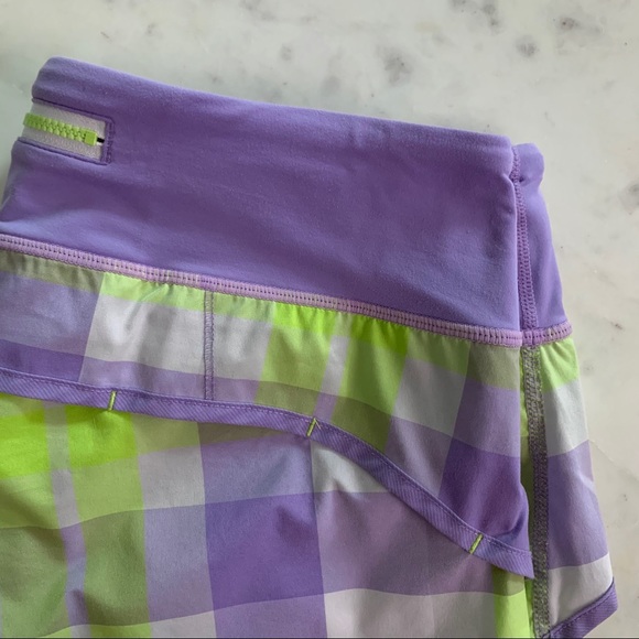 Lululemon Speed Up shorts 2.5” - Picture 3 of 3